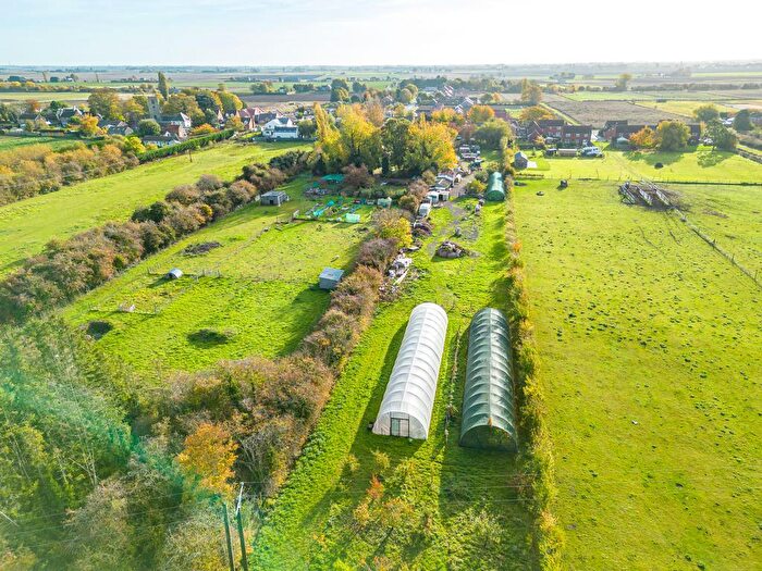 3 Bedroom Detached House For Sale In Station Road, Gedney Hill, Spalding, Lincs, PE12