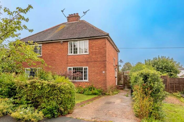 3 Bedroom Semi-Detached House To Rent In East Beeches Road, Crowborough, TN6