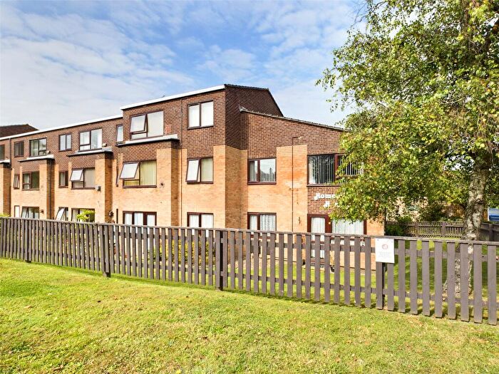 1 Bedroom Apartment For Sale In Homecliffe House -, Lymington Road, Highcliffe, Christchurch, BH23