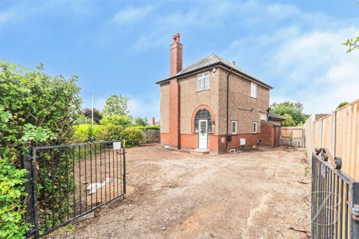 3 Bedroom Detached House For Sale In Lichfield Lane, Mansfield, NG18