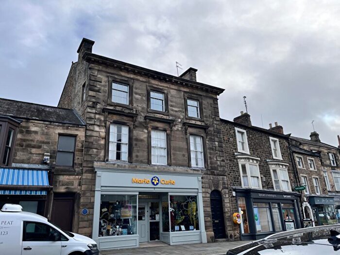 2 Bedroom Flat To Rent In A Horsemarket, Barnard Castle, County Durham, DL12