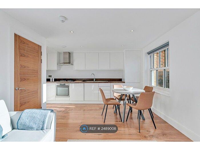 1 Bedroom Flat To Rent In Chiswick High Road, London, W4