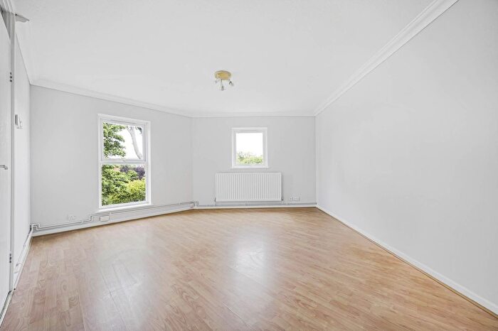 1 Bedroom Flat To Rent In Lock Place, Reading, RG1