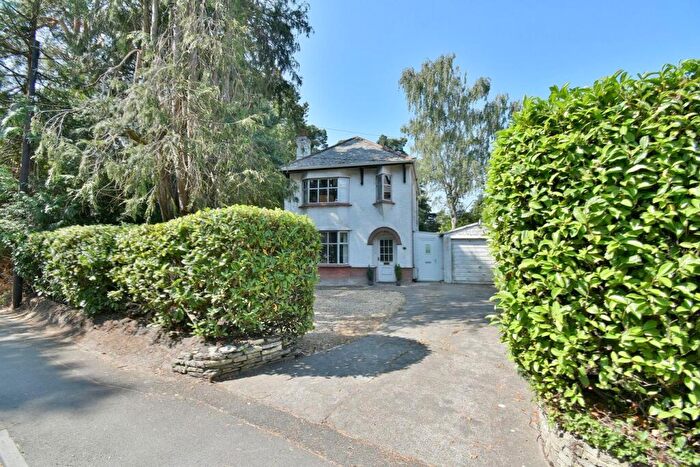 3 Bedroom Detached House For Sale In Church Road, Ferndown, BH22