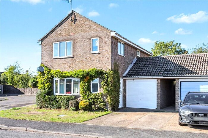 4 Bedroom Link Detached House For Sale In Kingfisher Crescent, Reydon, Southwold, Suffolk, IP18