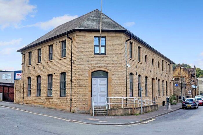 1 Bedroom Flat To Rent In Station Road, Sowerby Bridge, HX6