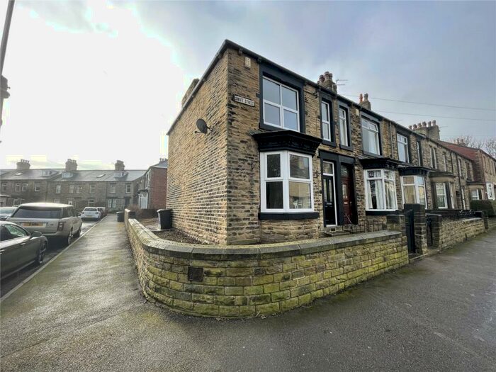 3 Bedroom Terraced House To Rent In Swift Street, Barnsley, South Yorkshire, S75