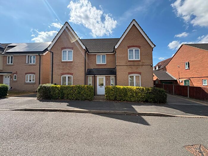4 Bedroom Detached House For Sale In Magistrates Road, Peterborough, PE7
