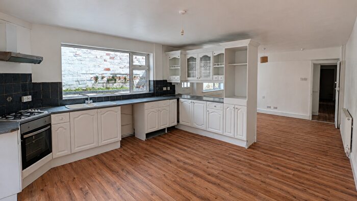 2 Bedroom Flat To Rent In Bath Street, Southport, PR9