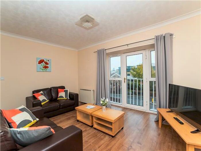 2 Bedroom Flat To Rent In Sallyport House, Newcastle Upon Tyne, NE1