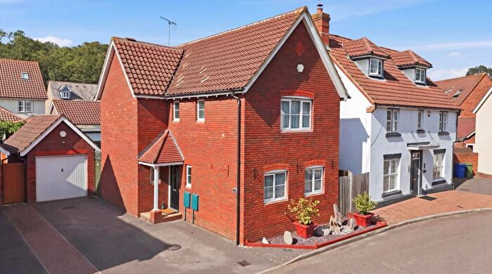 3 Bedroom Detached House For Sale In San Juan Drive, Chafford Hundred, Grays, RM16
