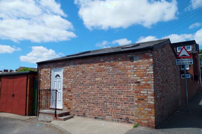 1 Bedroom Flat To Rent In Ashton Road West, Failsworth, M35