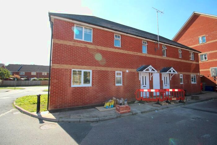 1 Bedroom Property To Rent In Richmond Meech Drive, Kennington, Ashford, TN24