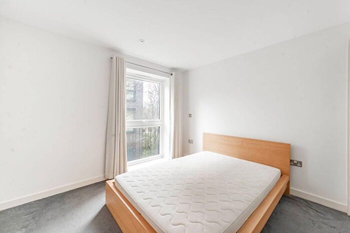 1 Bedroom Flat For Sale In Stanmore Place, Stanmore, HA7