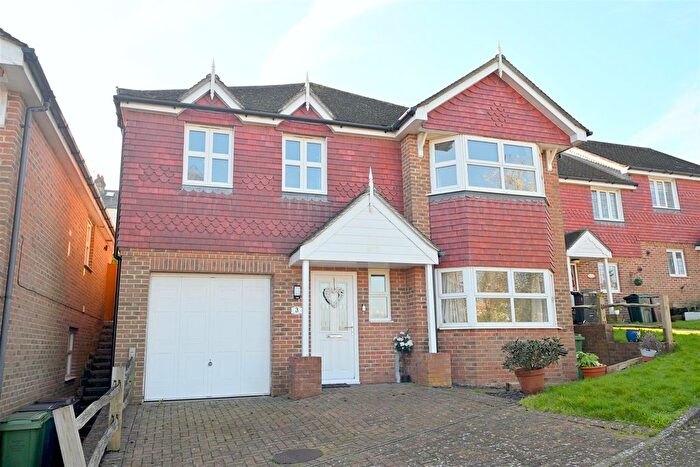 4 Bedroom Detached House For Sale In Rossington Close, Eastbourne, BN21