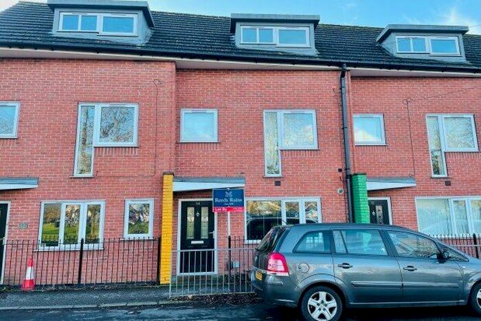 3 Bedroom Property To Rent In High Street, Newcastle, ST5