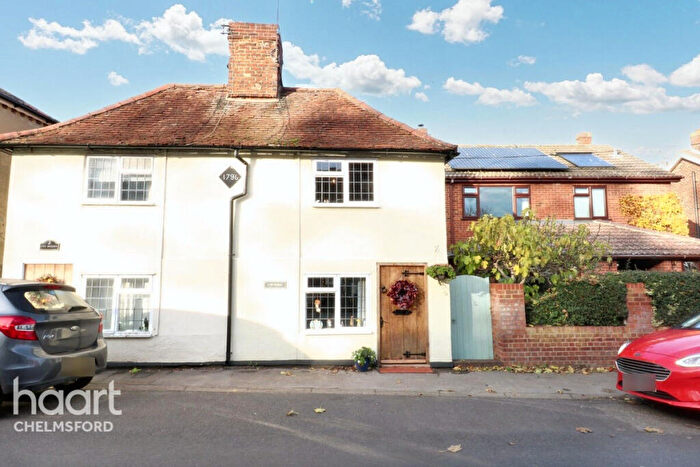 2 Bedroom Semi-Detached House For Sale In The Street, Chelmsford, CM1