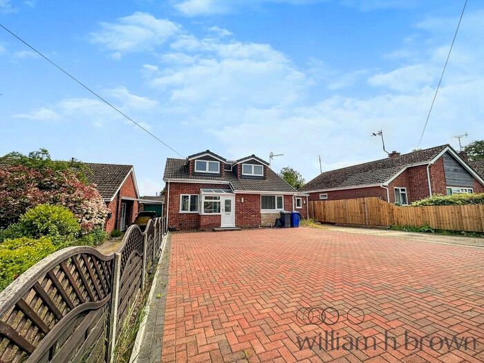 4 Bedroom Detached Bungalow For Sale In Heather Way, Brandon, IP27