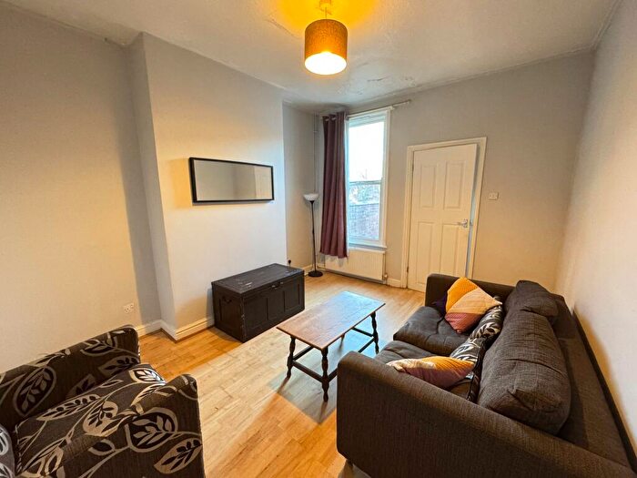 3 Bedroom Terraced House To Rent In Perlethorpe Avenue, Sneinton, NG2