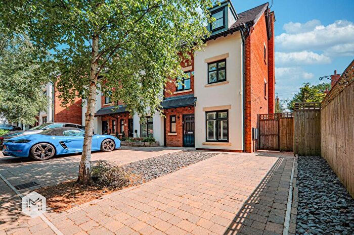 4 Bedroom Town House For Sale In Old Boatyard Lane, Worsley, M28
