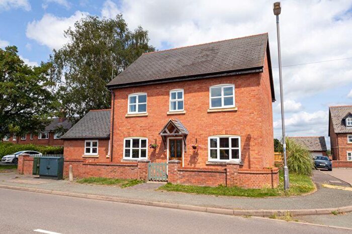 5 Bedroom Detached House For Sale In Chapel Gardens, Wrexham, LL13
