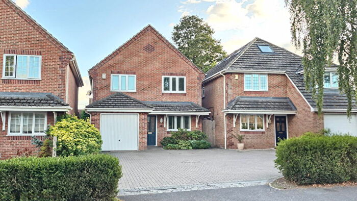 4 Bedroom Detached House For Sale In Essex Street, Newbury, RG14