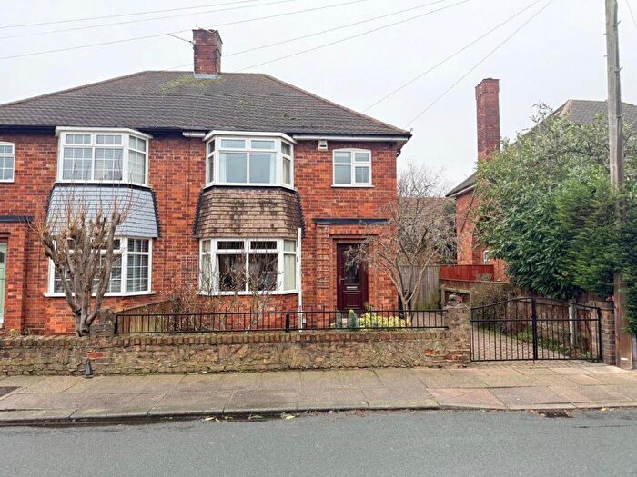 3 Bedroom Detached House For Sale In Westminster Drive, Grimsby, DN34