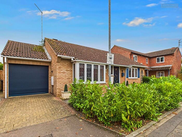 2 Bedroom Detached Bungalow For Sale In Livermore Green, Peterborough, PE4