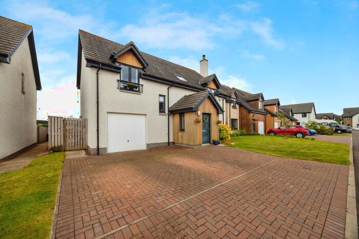 4 Bedroom Detached House For Sale In Alice Hamilton Way, West Linton, EH46