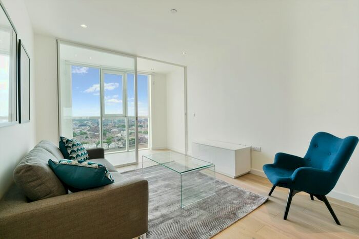 1 Bedroom Flat To Rent In Sky Gardens, Vauxhall, London, SW8