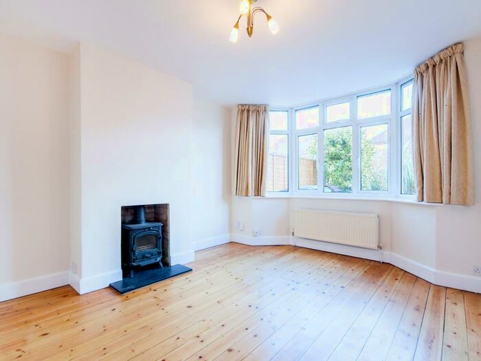 5 Bedroom Semi-Detached House To Rent In Abbott Road, Abingdon, OX14