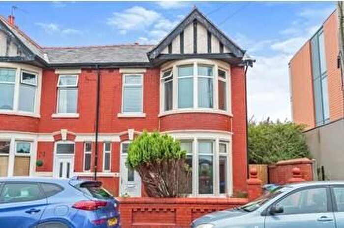 5 Bedroom Property For Sale In Bennett Avenue, Blackpool, FY1
