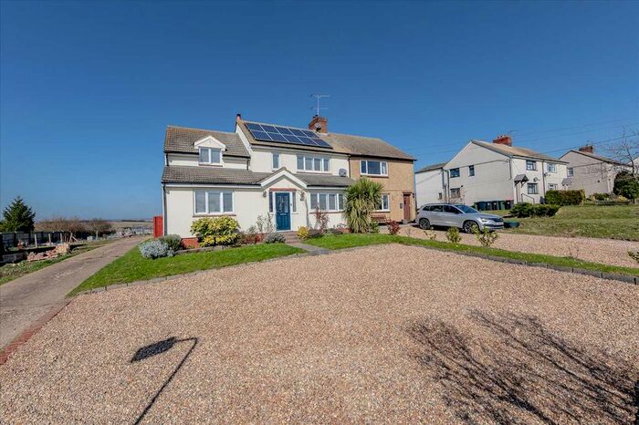 4 Bedroom Semi-Detached House For Sale In Newport Road, Moulsoe, Milton Keynes, MK16