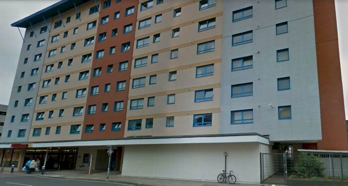 1 Bedroom Flat To Rent In Chandos Rise, Portsmouth, Hampshire, PO1