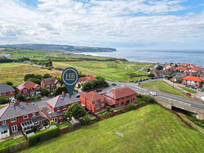 4 Bedroom Detached House For Sale In Seaview Close, Whitby, YO21