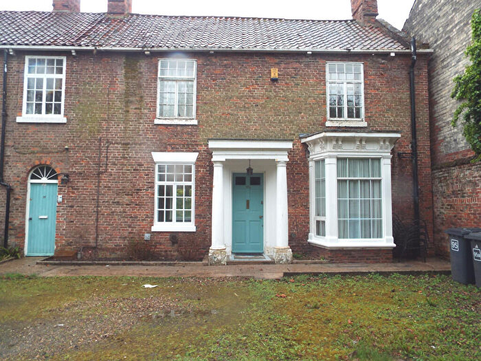 1 Bedroom Flat To Rent In Cottingham Road, Hull, HU5