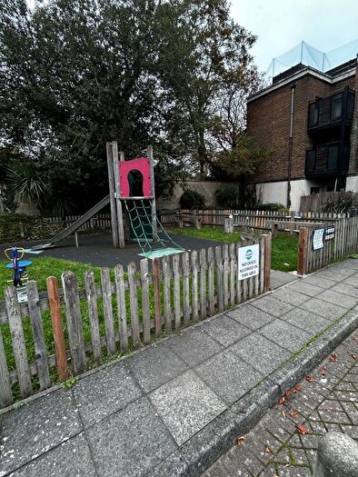 2 Bedroom Flat To Rent In Thornton Road, Thornton Heath, CR7