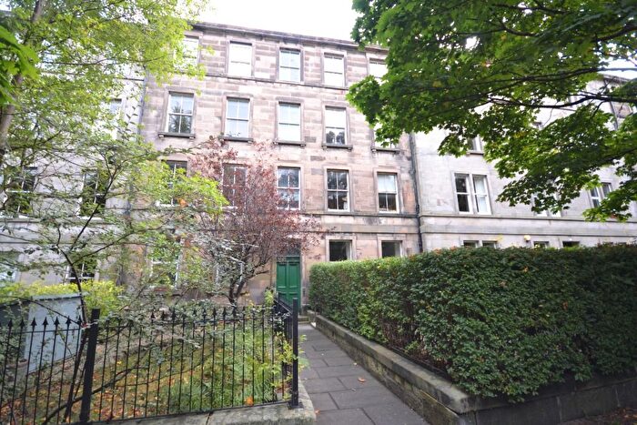 2 Bedroom Flat To Rent In Gladstone Terrace, Edinburgh, EH9