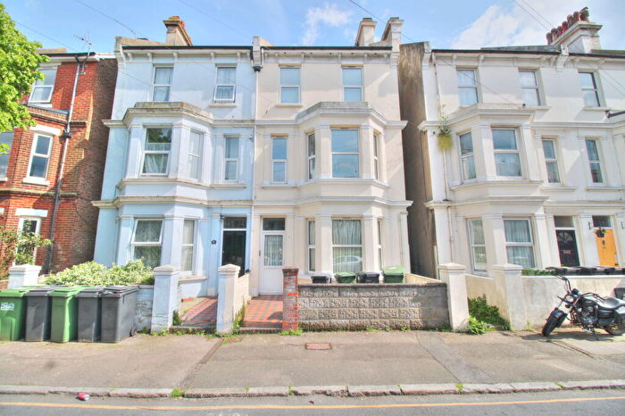 2 Bedroom Apartment To Rent In Langney Road, Eastbourne, East Sussex, BN21