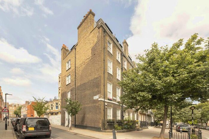 1 Bedroom Flat To Rent In John Street, London, WC1N