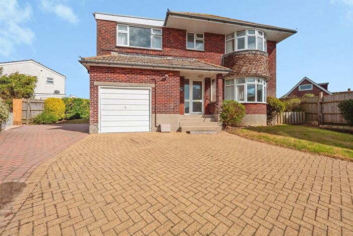 4 Bedroom Detached House For Sale In Shrubbery Lane, Weymouth, DT4