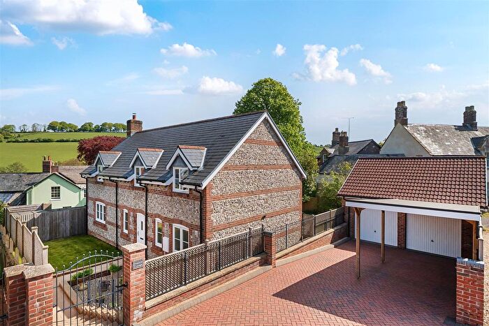 4 Bedroom Detached House For Sale In Toller Porcorum, Dorchester, DT2