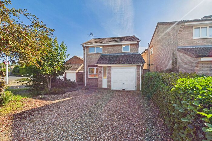 3 Bedroom Detached House For Sale In Rosecroft Way, Thetford, IP24