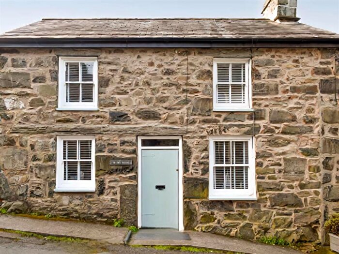 3 Bedroom House For Sale In Tryfer Terrace, Harlech, LL46