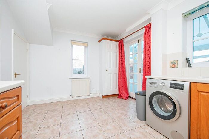2 Bedroom End Of Terrace House For Sale In Meadow Lane, Sudbury, CO10