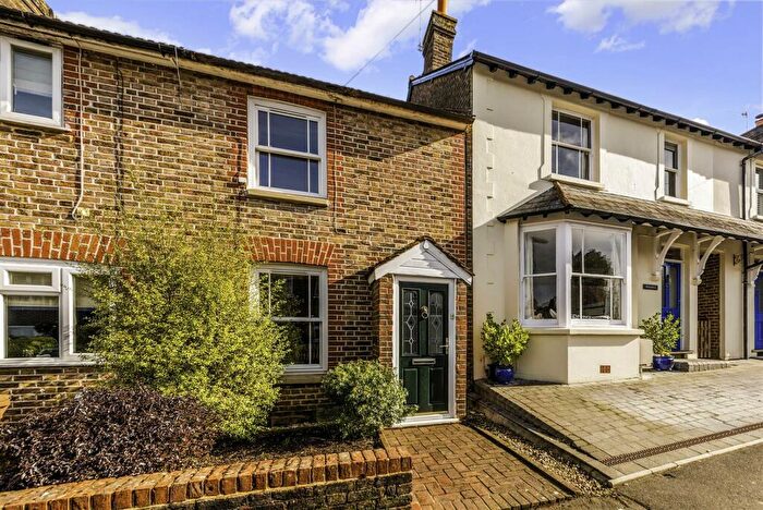 2 Bedroom Terraced House To Rent In Howard Road, Reigate, RH2
