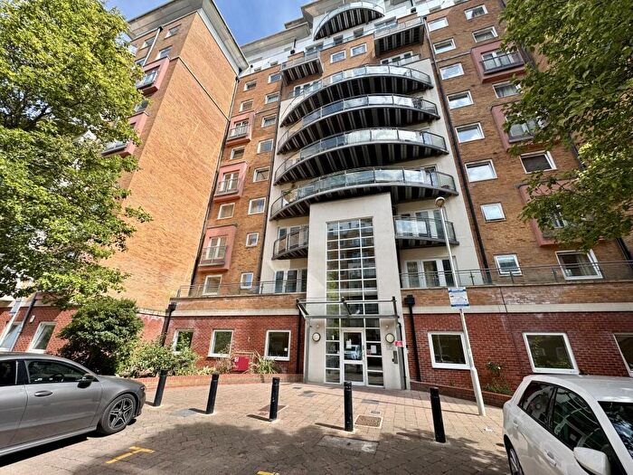 2 Bedroom House To Rent In Winterthur Way Basingstoke, RG21