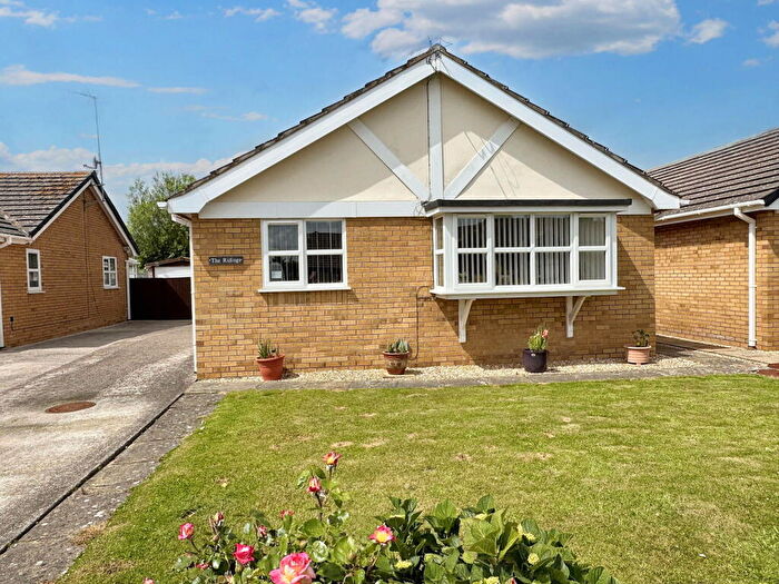 3 Bedroom Detached Bungalow For Sale In Trem Cinmel, Towyn, Conwy, LL22