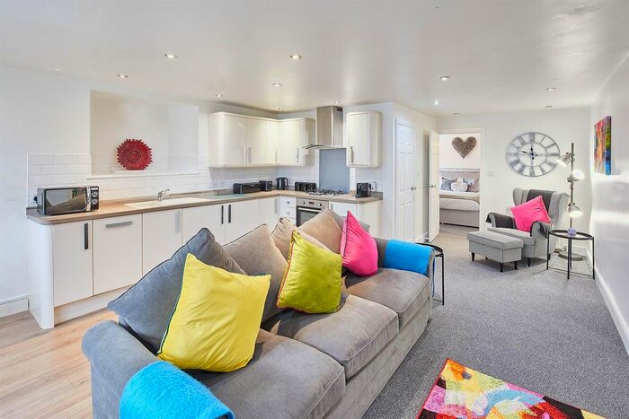 1 Bedroom Flat To Rent In Park Base, Tynemouth Road, North Shields, NE30