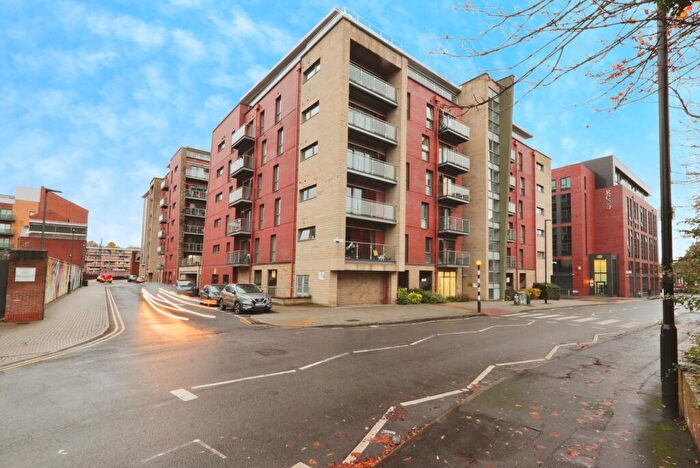 2 Bedroom Apartment For Sale In Napier Street, Sheffield, South Yorkshire, S11